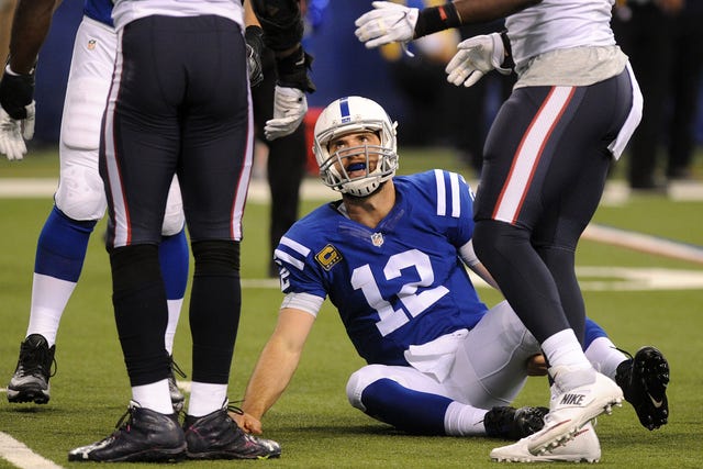pi-nfl-colts-andrew-luck-121116
